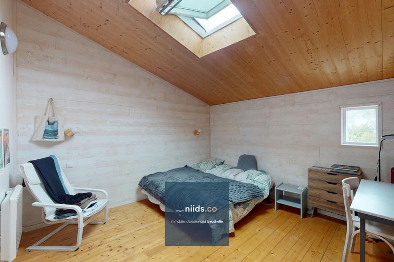 Maison - 137 m² - 6 pièces