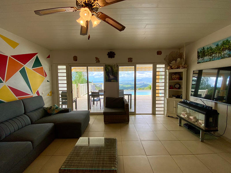 Maison - 163 m² - 5 pièces