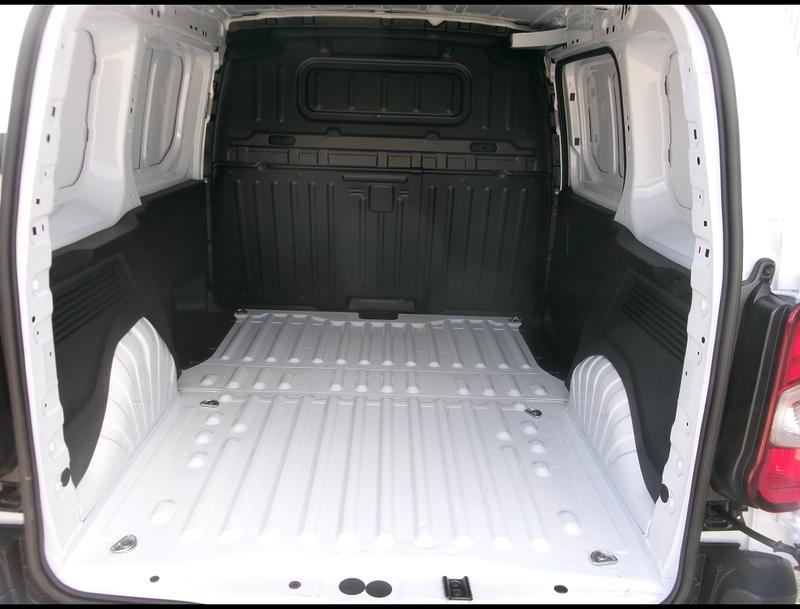 Opel Combo Life Bhdi 130 Elegance Pk Eat8