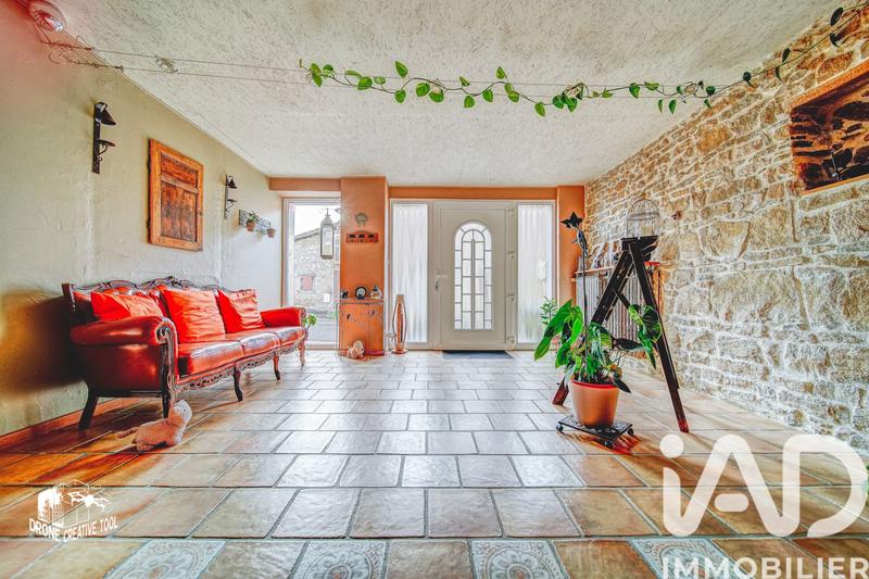 Maison de village - 219 m² - 5 pièces