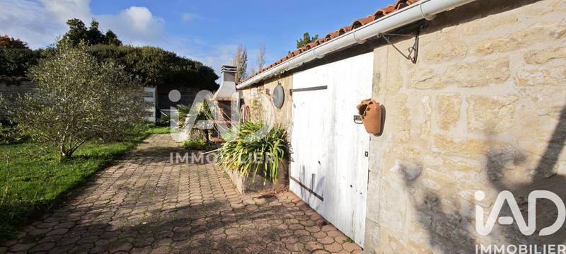 Maison - 245 m² - 8 pièces