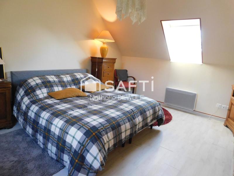 Maison - 225 m² - 8 pièces