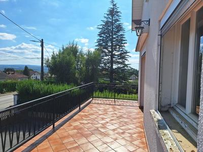 Maison - 142 m² - 7 pièces