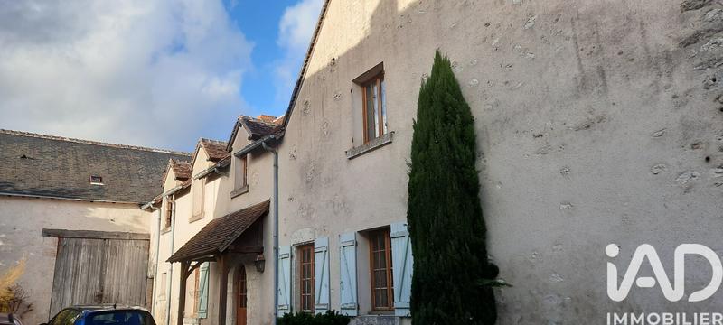 Maison - 180 m² - 8 pièces