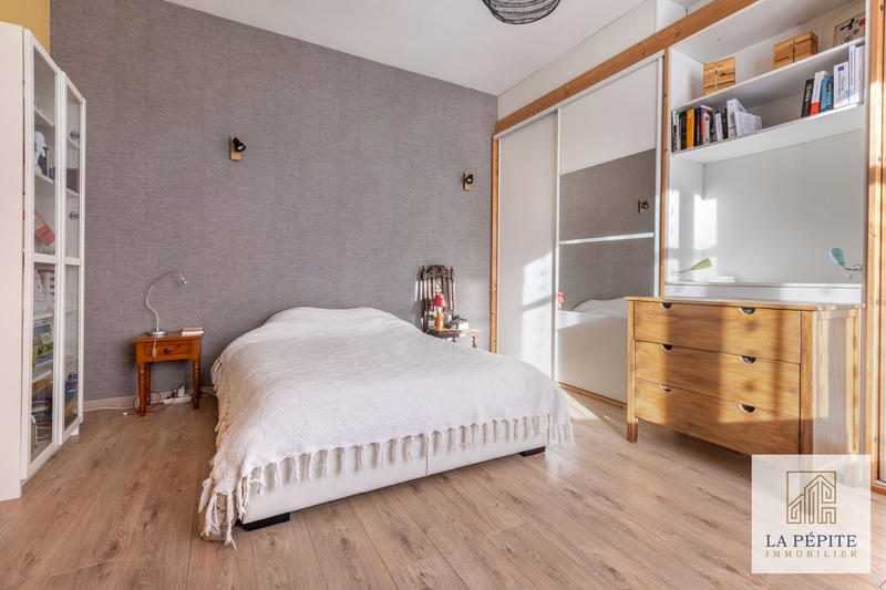 Maison - 152 m² - 6 pièces