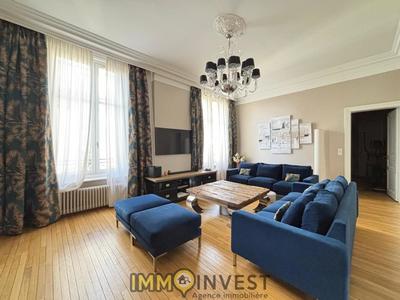 Appartement - 205 m² - 7 pièces