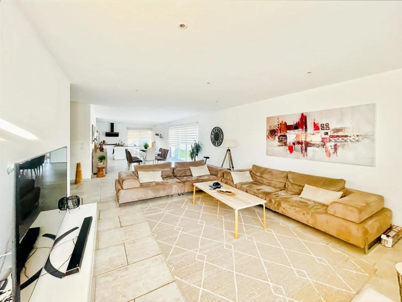 Maison - 155 m² - 5 pièces