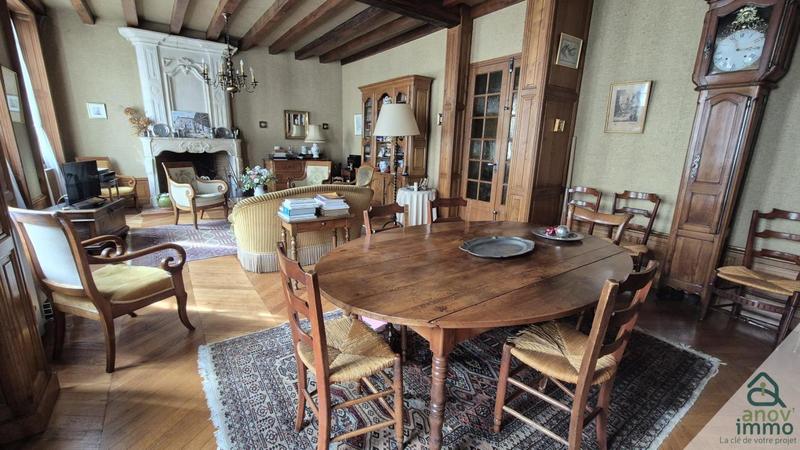 Maison bourgeoise - 337 m² - 13 pièces