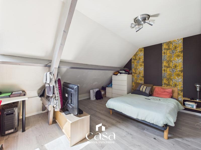 Maison - 137 m² - 6 pièces