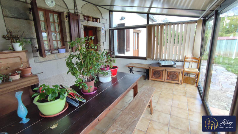 Maison - 105 m² - 7 pièces