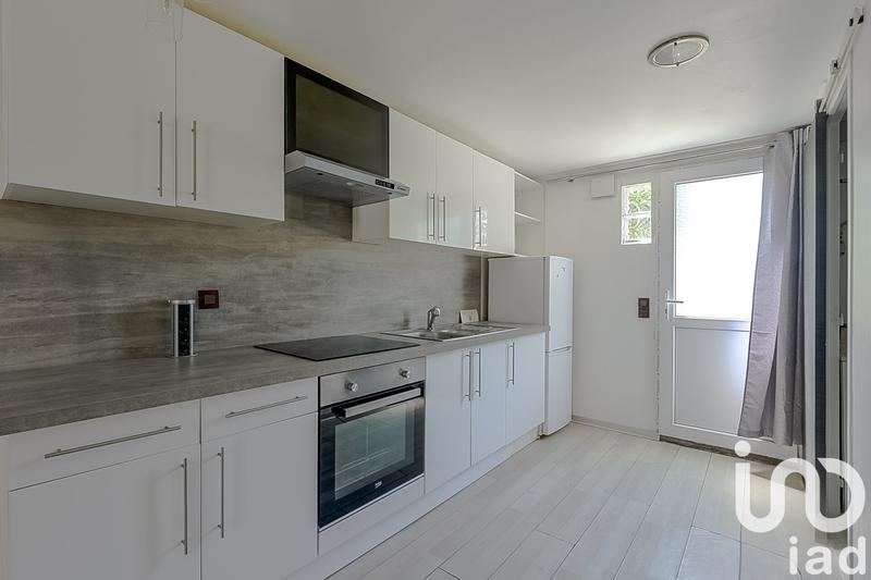 Maison - 171 m² - 9 pièces