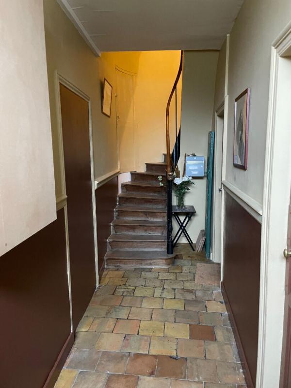 Immeuble - 230 m² - 8 pièces