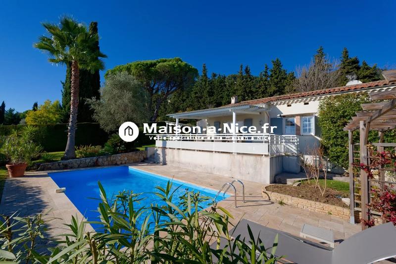 Maison - 142 m² - 5 pièces