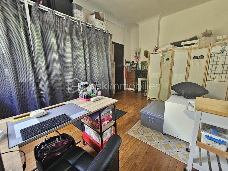 Maison - 265 m² - 8 pièces