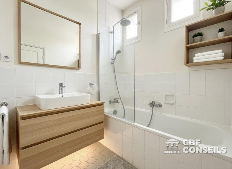 Appartement - 90 m² - 5 pièces