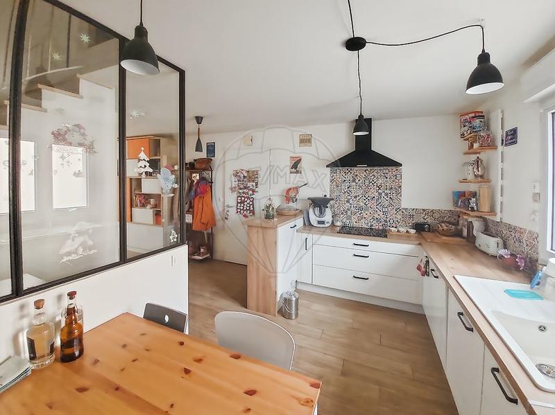 Maison - 103 m² - 5 pièces