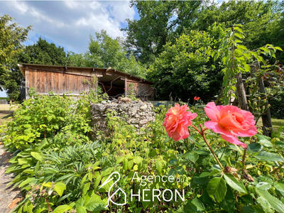 Maison - 304 m² - 10 pièces