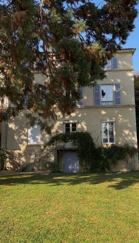Maison - 347 m² - 8 pièces