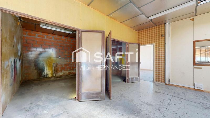 Local commercial - 1 121 m² - 2 pièces