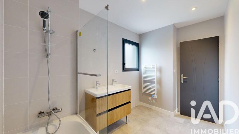 Maison - 86 m² - 4 pièces