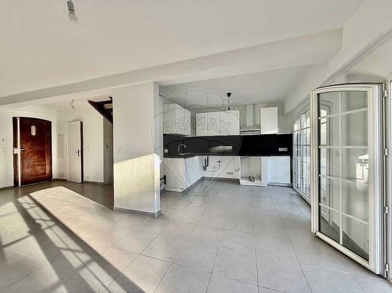 Maison - 82 m² - 4 pièces