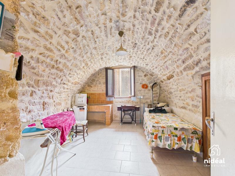 Maison - 280 m² - 7 pièces