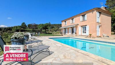 Maison - 165 m² - 5 pièces