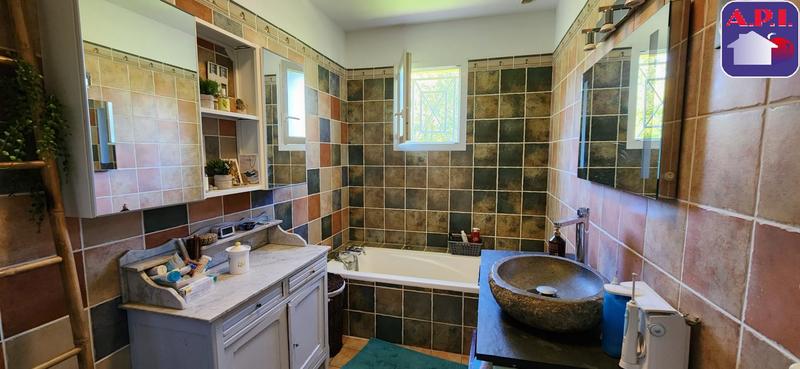 Maison - 110 m² - 3 pièces