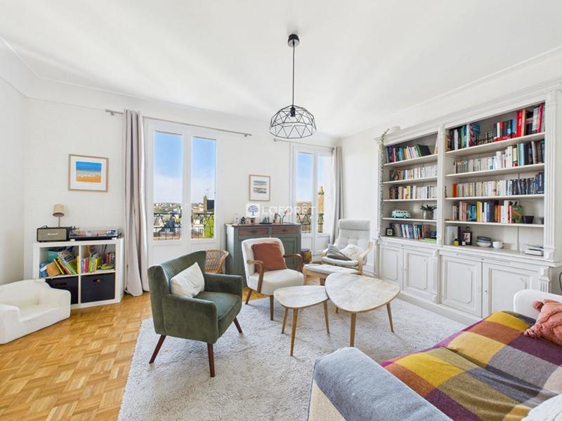 Appartement - 97 m² - 4 pièces