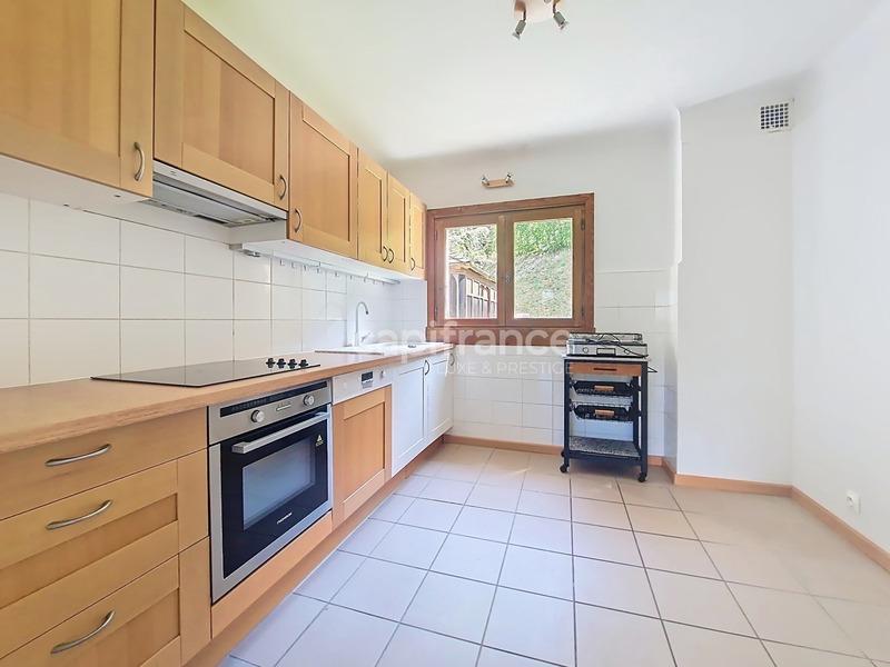 Châlet - 204 m² - 12 pièces