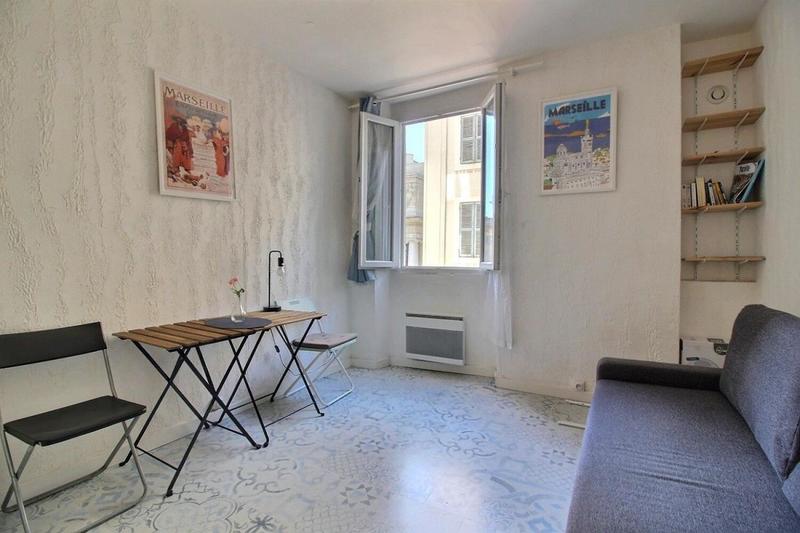 Studio - 15 m² - 1 pièce