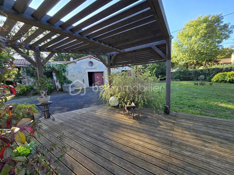 Maison ancienne - 360 m² - 5 pièces