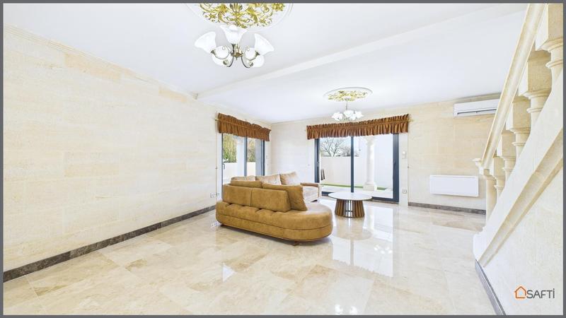 Maison - 101 m² - 6 pièces