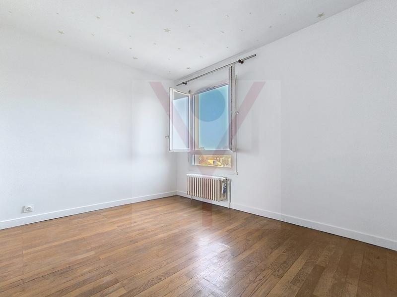 Appartement - 81 m² - 4 pièces