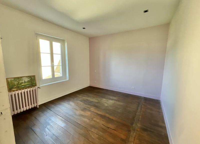 Maison - 168 m² - 10 pièces