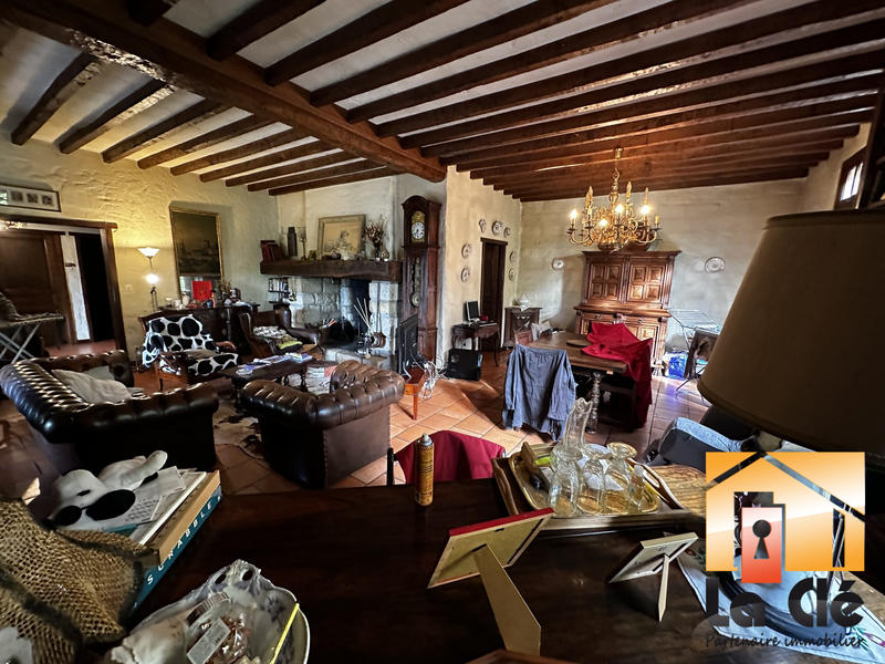 Maison ancienne - 237 m² - 6 pièces