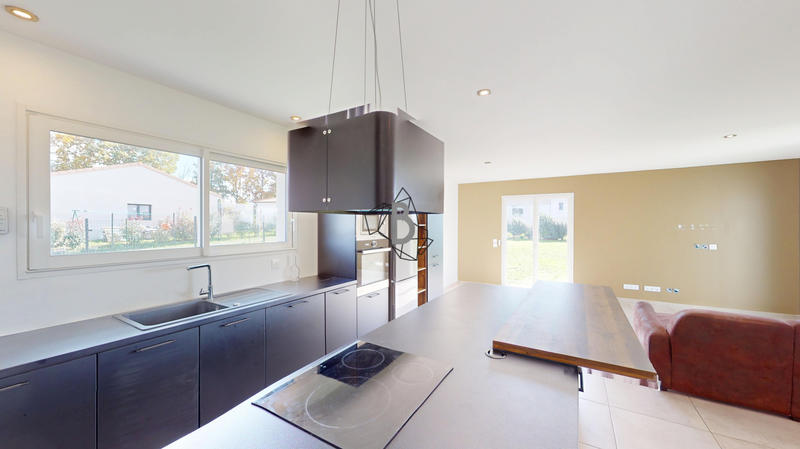 Maison - 100 m² - 4 pièces