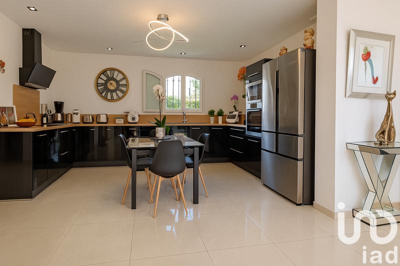 Maison - 178 m² - 6 pièces