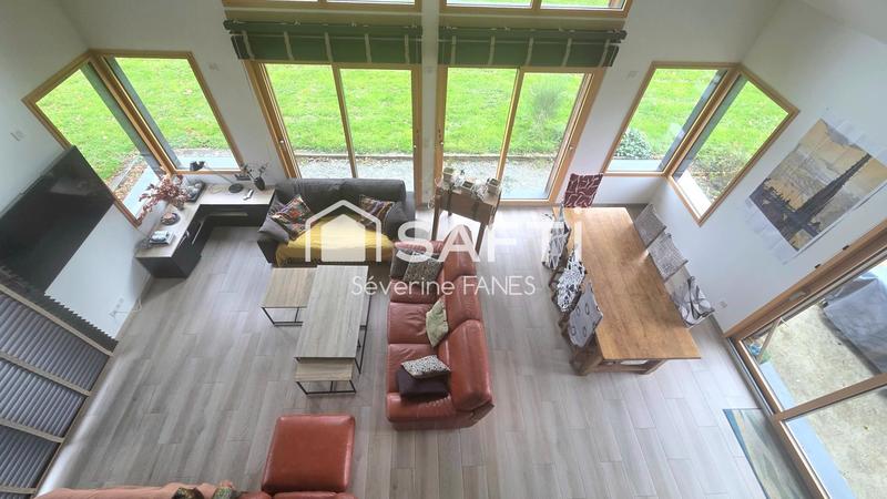 Maison - 177 m² - 6 pièces