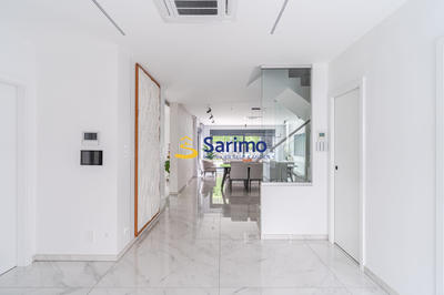 Maison contemporaine - 250 m² - 7 pièces