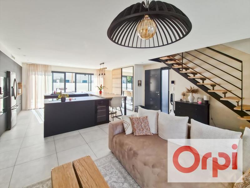 Maison - 117 m² - 5 pièces