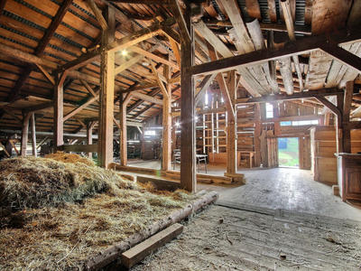 Châlet - 355 m² - 1 pièce