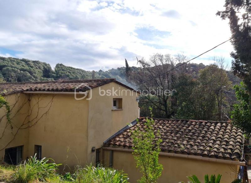 Maison - 158 m² - 7 pièces