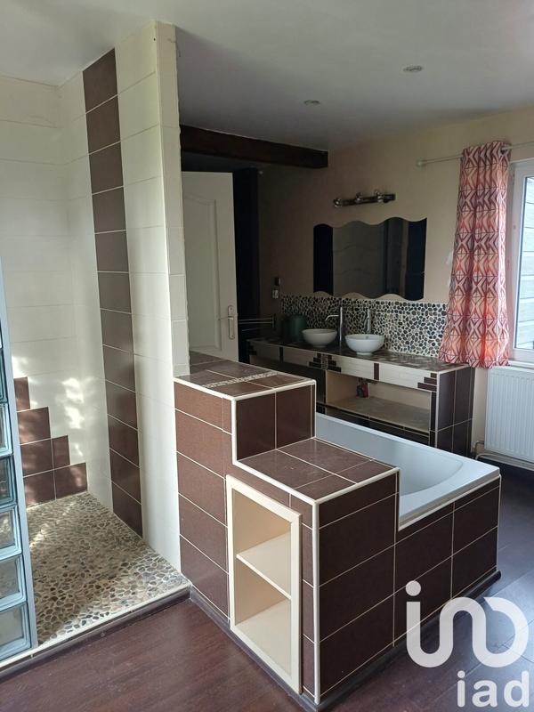 Maison - 157 m² - 5 pièces