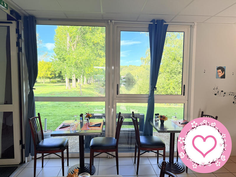 Fonds de commerce - Hôtellerie / Restauration - 143 m²