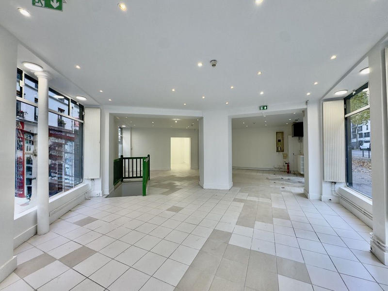 Local commercial - 118 m²