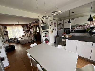 Maison - 108 m² - 6 pièces