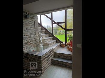 Maison - 200 m² - 10 pièces