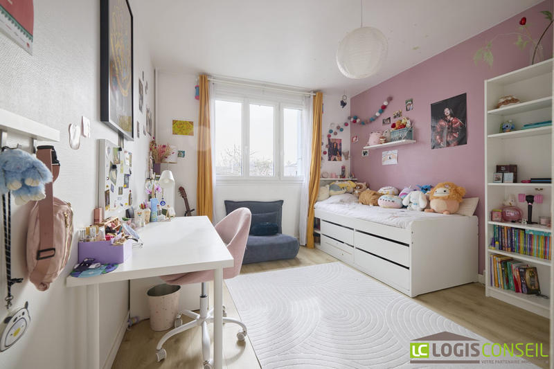 Appartement - 80 m² - 4 pièces