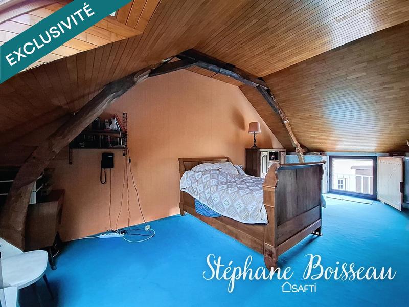 Maison - 219 m² - 10 pièces